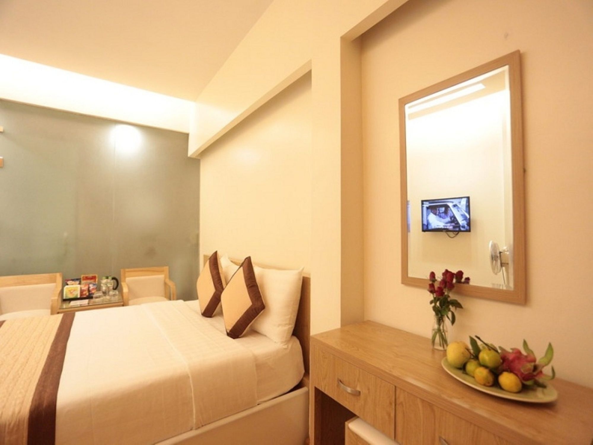 Oyo 210 Saki Hotel Hanoi Exterior photo
