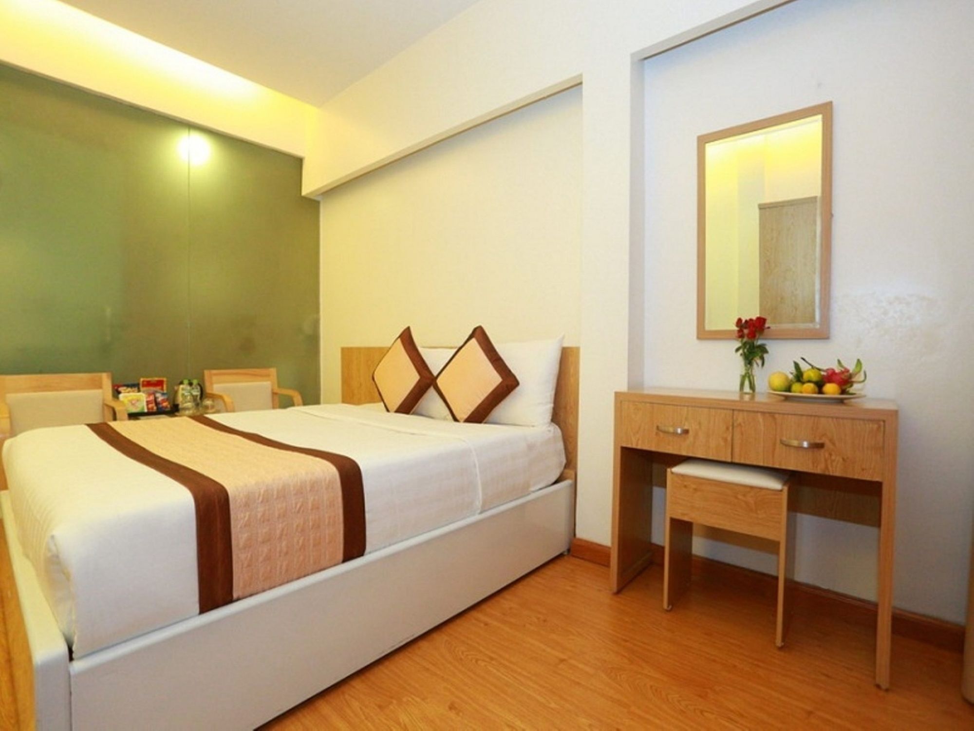Oyo 210 Saki Hotel Hanoi Exterior photo